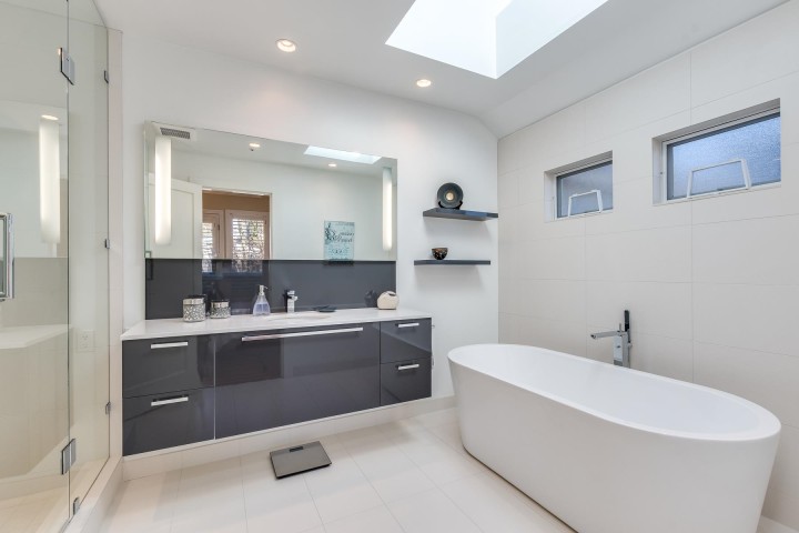 Photo 20 at 2352 W 7th Avenue, Kitsilano, Vancouver West