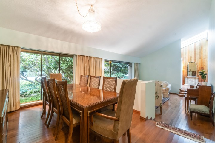 Photo 9 at 4262 Yuculta Crescent, University VW, Vancouver West