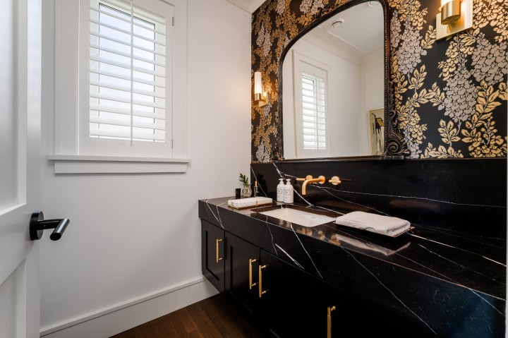 Photo 11 at 2040 W 58th Avenue, S.W. Marine, Vancouver West