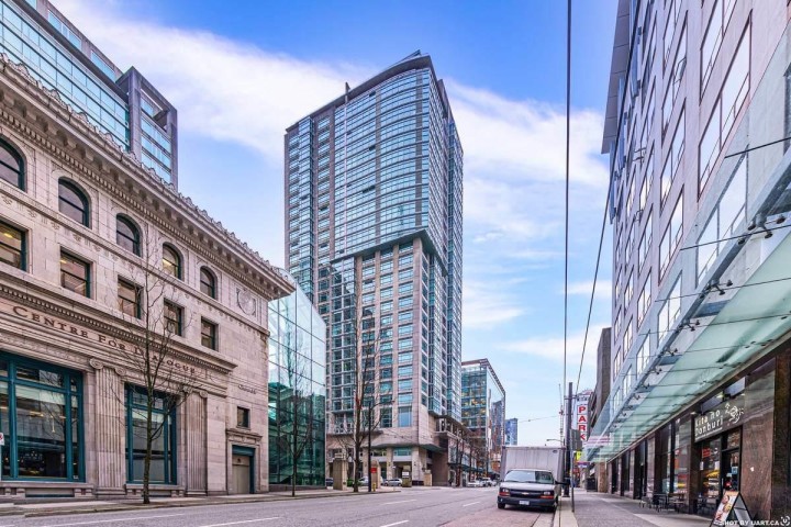 Photo 1 at 810 - 438 Seymour Street, Downtown VW, Vancouver West