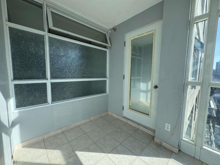 Photo 18 at 810 - 438 Seymour Street, Downtown VW, Vancouver West