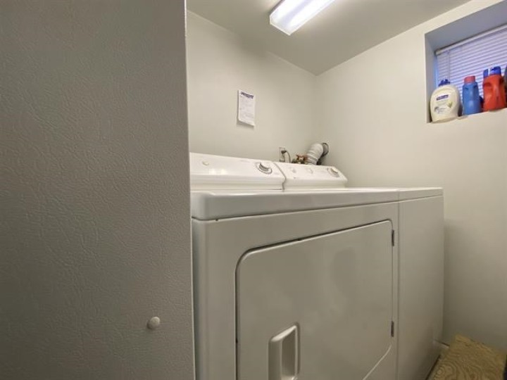 Photo 9 at 6828 Inverness Street, South Vancouver, Vancouver East