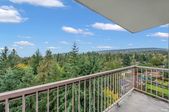 Photo 2 at 1602 - 2016 Fullerton Avenue, Pemberton NV, North Vancouver