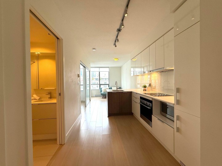 Photo 12 at 1703 - 1308 Hornby Street, Downtown VW, Vancouver West
