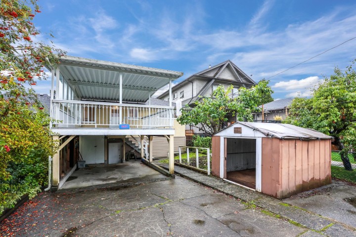 Photo 30 at 2431 E 12th Avenue, Renfrew Heights, Vancouver East