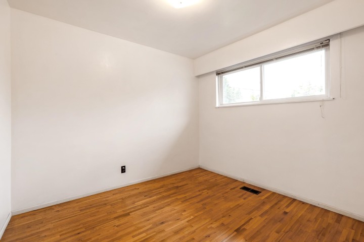 Photo 14 at 2431 E 12th Avenue, Renfrew Heights, Vancouver East