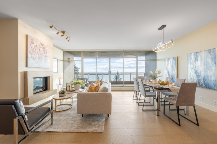 Photo 2 at 1002 - 3335 Cypress Place, Cypress Park Estates, West Vancouver