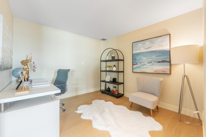 Photo 33 at 1002 - 3335 Cypress Place, Cypress Park Estates, West Vancouver