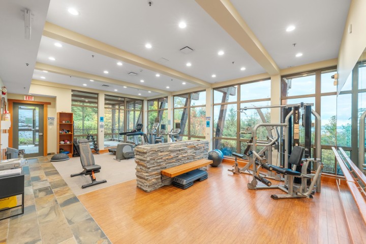 Photo 35 at 1002 - 3335 Cypress Place, Cypress Park Estates, West Vancouver