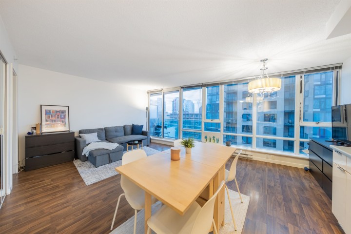 Photo 6 at 1606 - 233 Robson Street, Downtown VW, Vancouver West