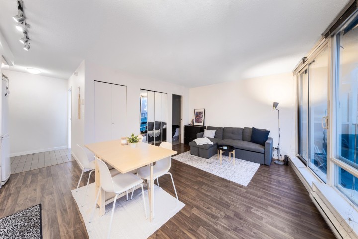 Photo 13 at 1606 - 233 Robson Street, Downtown VW, Vancouver West