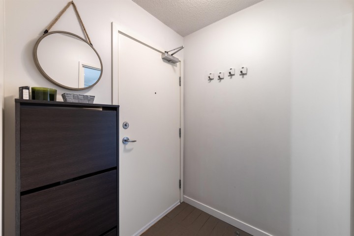 Photo 16 at 1606 - 233 Robson Street, Downtown VW, Vancouver West