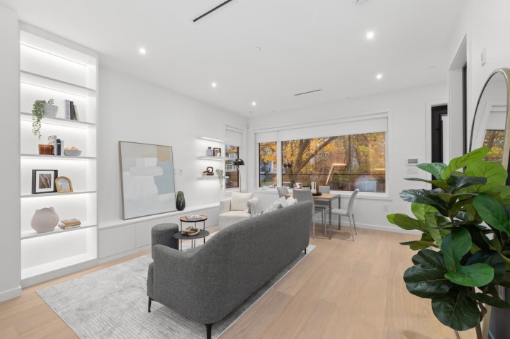 Photo 7 at 683 W 18th Avenue, Cambie, Vancouver West