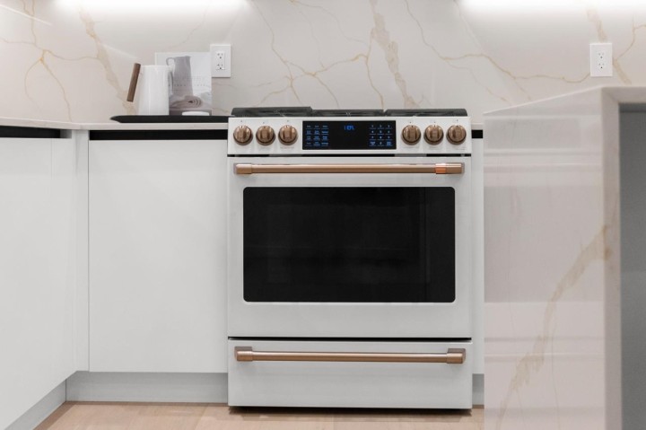 Photo 14 at 683 W 18th Avenue, Cambie, Vancouver West