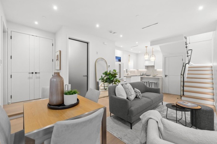 Photo 4 at 683 W 18th Avenue, Cambie, Vancouver West