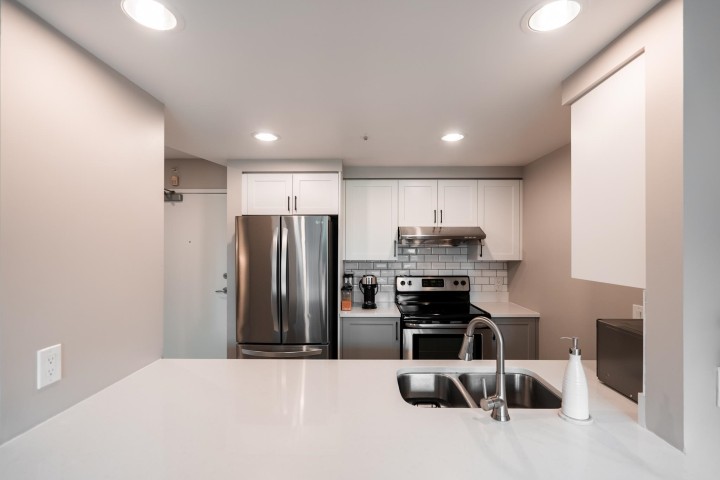 Photo 13 at 503 - 1018 Cambie Street, Yaletown, Vancouver West