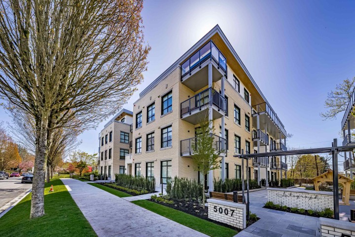 Photo 3 at 104 - 5007 Ash Street, Cambie, Vancouver West