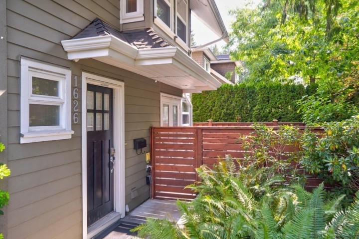Photo 4 at 1626 St. Andrews Avenue, Central Lonsdale, North Vancouver