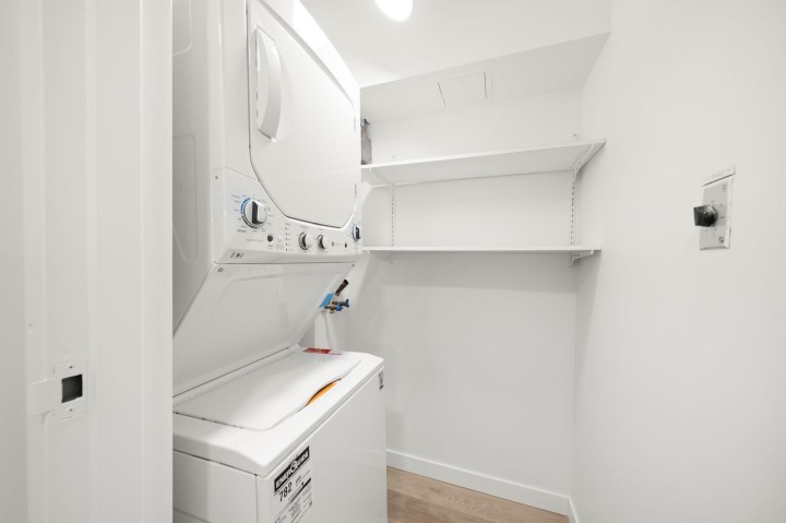 Photo 23 at 207 - 360 E 2nd Street, Lower Lonsdale, North Vancouver