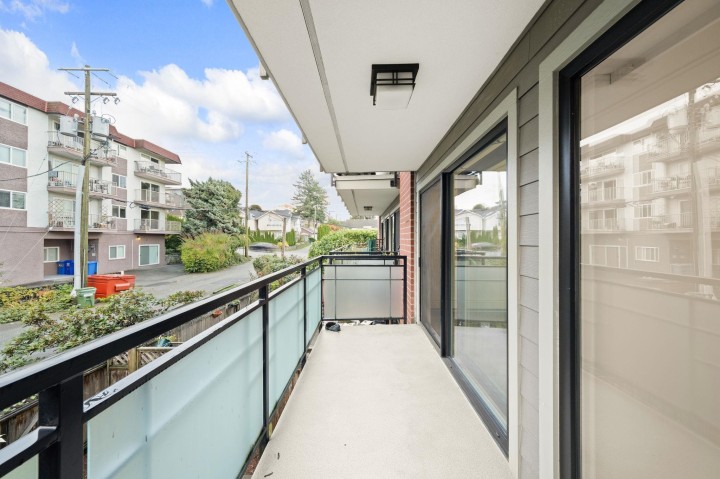 Photo 24 at 207 - 360 E 2nd Street, Lower Lonsdale, North Vancouver