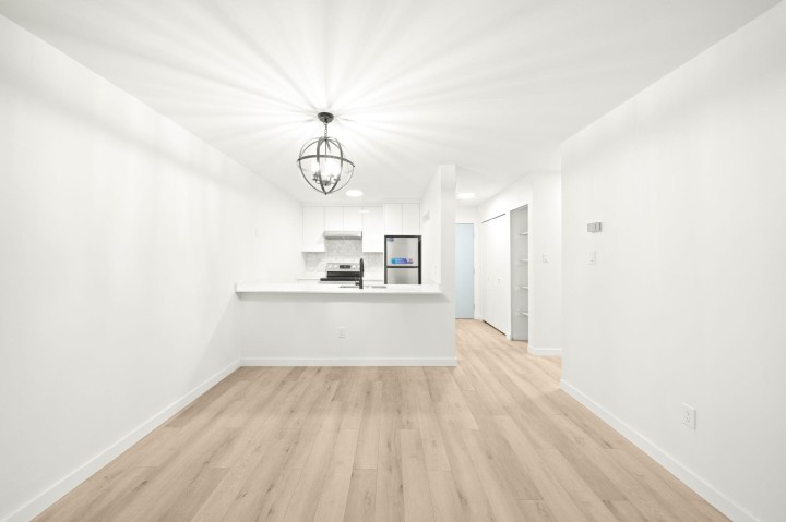 Photo 11 at 207 - 360 E 2nd Street, Lower Lonsdale, North Vancouver