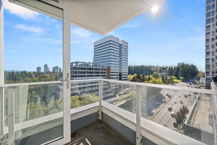 Photo 23 at 1507 - 5515 Boundary Road, Collingwood VE, Vancouver East