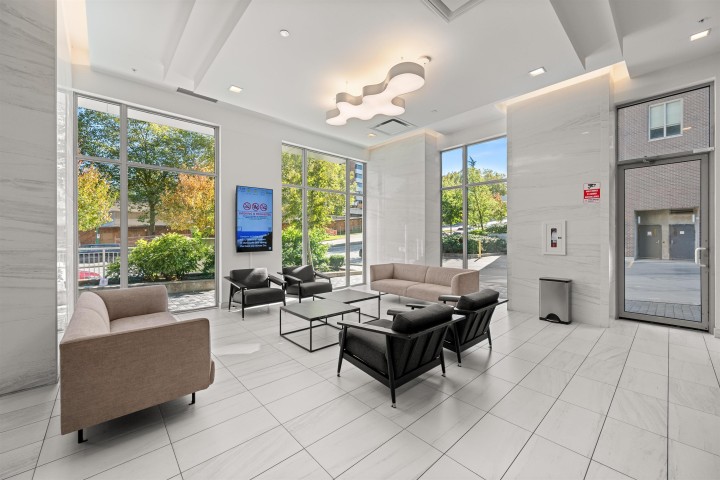 Photo 6 at 1507 - 5515 Boundary Road, Collingwood VE, Vancouver East