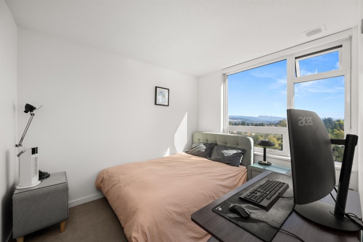 Photo 17 at 1507 - 5515 Boundary Road, Collingwood VE, Vancouver East