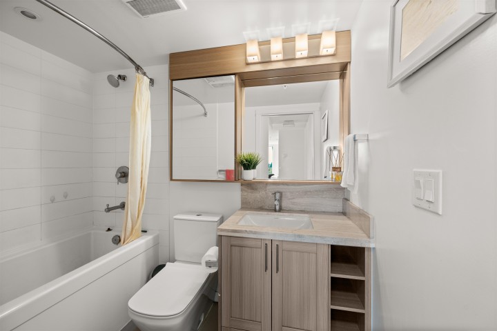 Photo 20 at 1507 - 5515 Boundary Road, Collingwood VE, Vancouver East