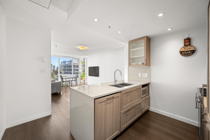 Photo 15 at 1507 - 5515 Boundary Road, Collingwood VE, Vancouver East