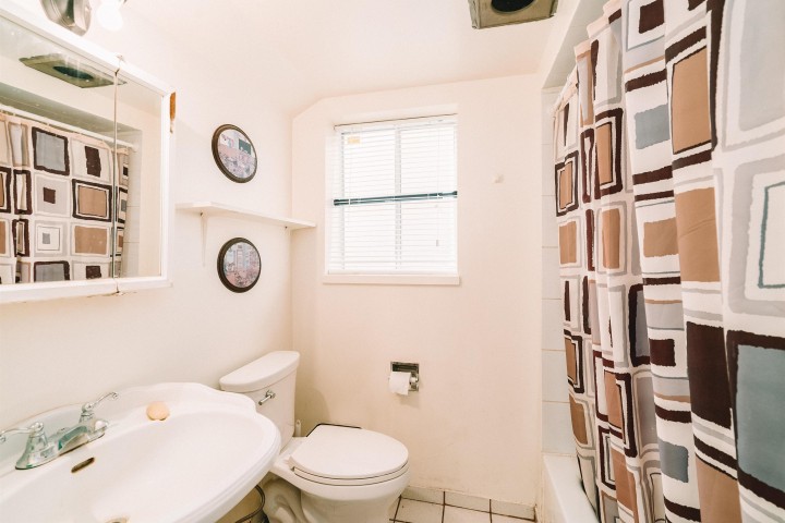 Photo 30 at 2618 W 15th Avenue, Kitsilano, Vancouver West