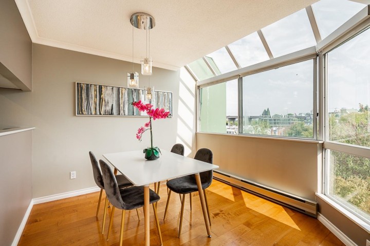 Photo 6 at 601 - 1510 W 1st Avenue, False Creek, Vancouver West