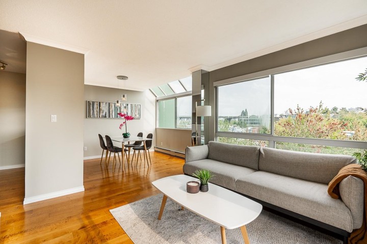 Photo 3 at 601 - 1510 W 1st Avenue, False Creek, Vancouver West