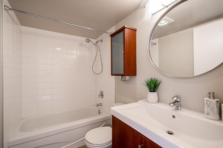 Photo 24 at 601 - 1510 W 1st Avenue, False Creek, Vancouver West