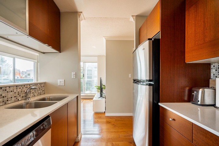 Photo 14 at 601 - 1510 W 1st Avenue, False Creek, Vancouver West