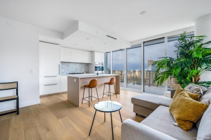 Photo 3 at 1504 - 1180 Broughton Street, West End VW, Vancouver West