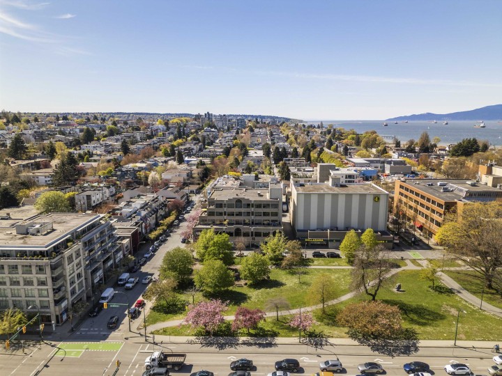 Photo 36 at 1858 W 1st Avenue, Kitsilano, Vancouver West