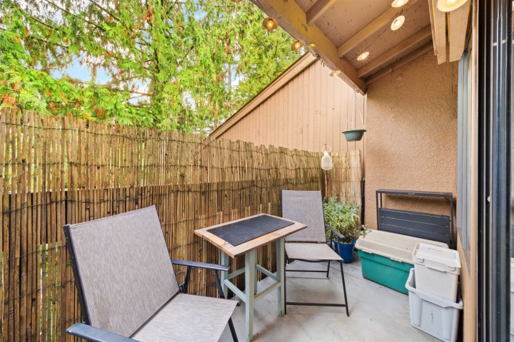 Photo 3 at 1884 Purcell Way, Lynnmour, North Vancouver