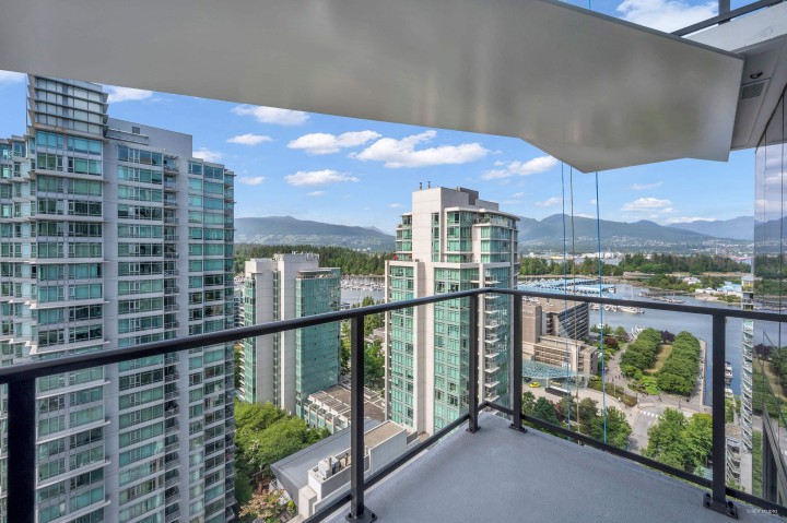 Photo 26 at 2001 - 620 Cardero Street, Coal Harbour, Vancouver West