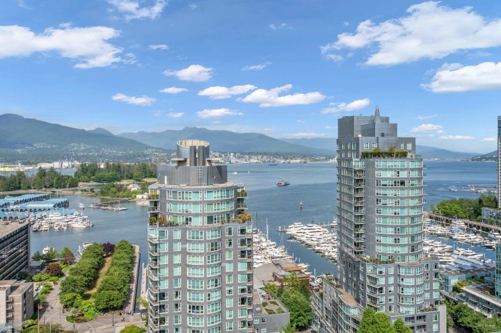 Photo 32 at 2001 - 620 Cardero Street, Coal Harbour, Vancouver West