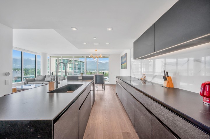 Photo 11 at 2001 - 620 Cardero Street, Coal Harbour, Vancouver West