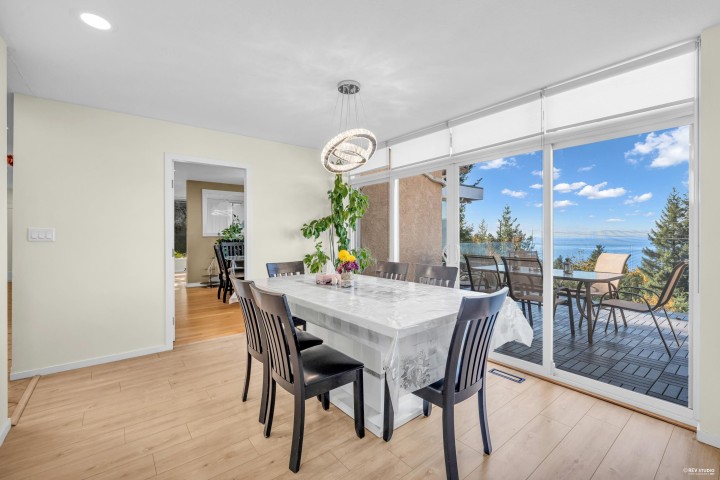 Photo 23 at 4673 Woodburn Road, Cypress Park Estates, West Vancouver