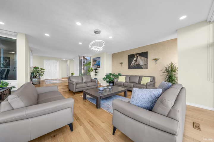 Photo 17 at 4673 Woodburn Road, Cypress Park Estates, West Vancouver