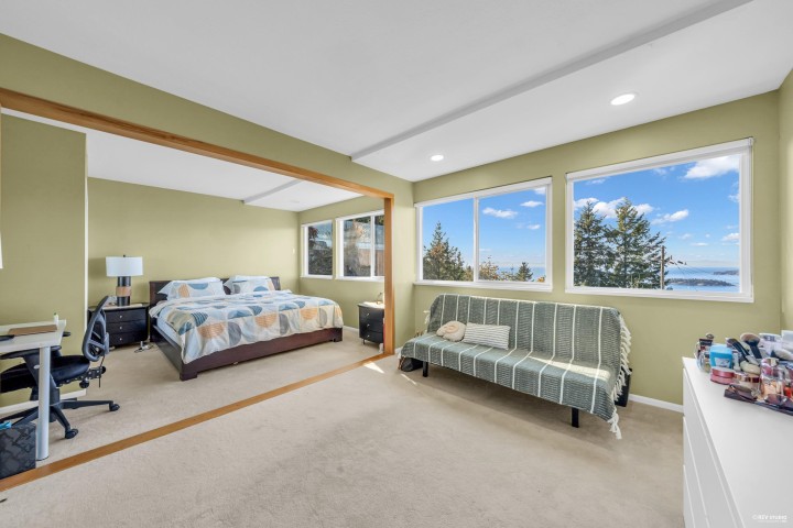 Photo 37 at 4673 Woodburn Road, Cypress Park Estates, West Vancouver