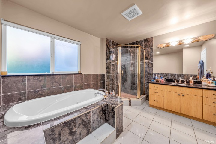 Photo 8 at 4673 Woodburn Road, Cypress Park Estates, West Vancouver