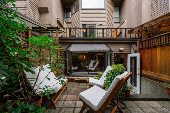 Photo 13 at 105 - 1922 W 7th Avenue, Kitsilano, Vancouver West