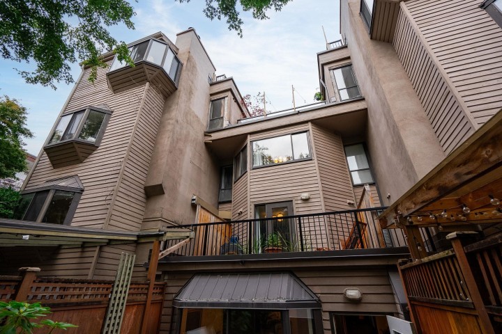 Photo 16 at 105 - 1922 W 7th Avenue, Kitsilano, Vancouver West