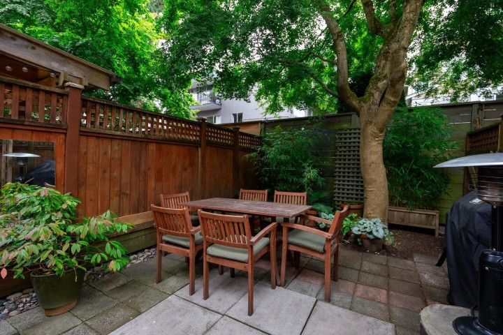 Photo 12 at 105 - 1922 W 7th Avenue, Kitsilano, Vancouver West