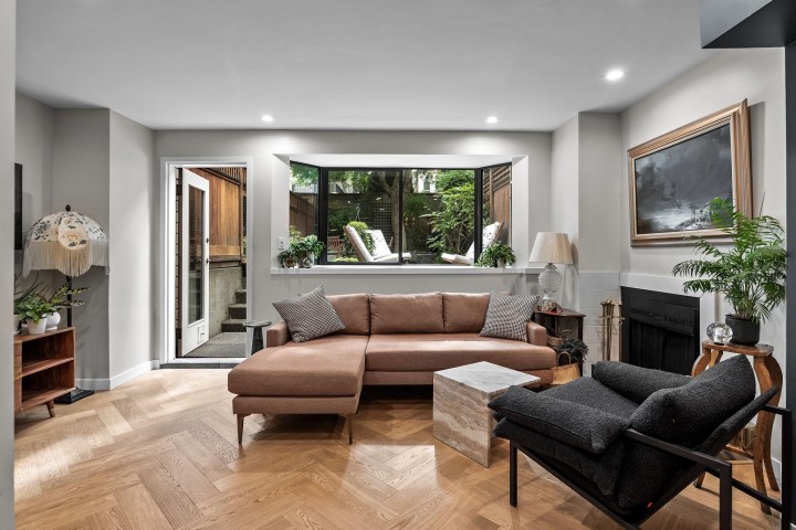 Photo 1 at 105 - 1922 W 7th Avenue, Kitsilano, Vancouver West