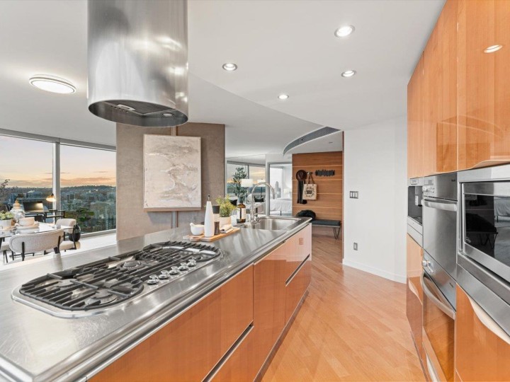 Photo 3 at 3204 - 938 Nelson Street, Downtown VW, Vancouver West